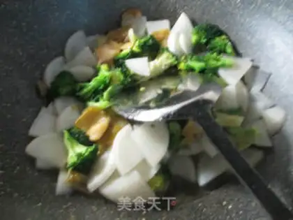 Make Squeeze broccoli and radish step 4