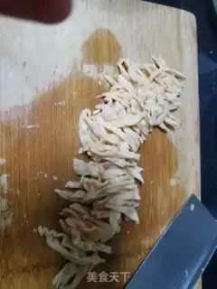 Make Little cucumber platter chicken wings step 1
