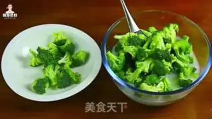 Make Garlic broccoli step 2