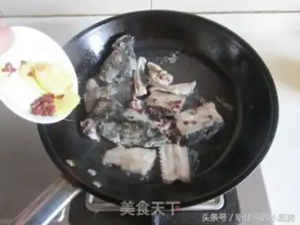 Make Fish spinach noodles step 3