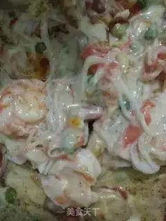 Make Seafood pizza step 15