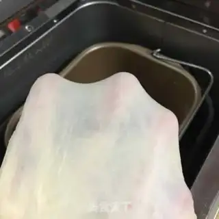 Make Heart-shaped rose bread step 1