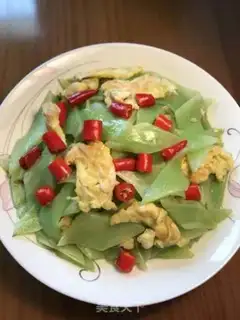 Make Fried eggs step 7