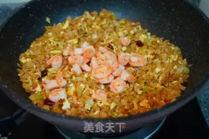 Make Soy shrimp fried rice step 13