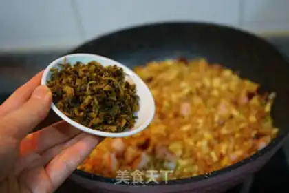 Make Soy shrimp fried rice step 14