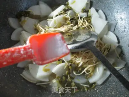 Make Snow-creamed radish step 4