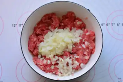 Make American beef burger step 8