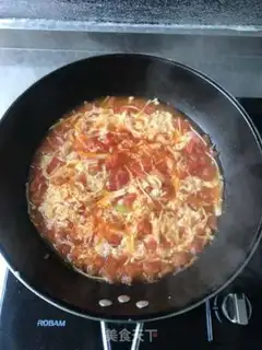 Make Tomatoes, mushroom and egg soup step 6