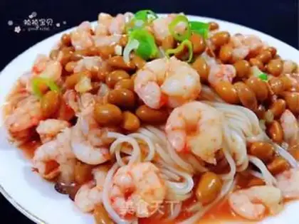 Make Shrimp and soy noodles step 9