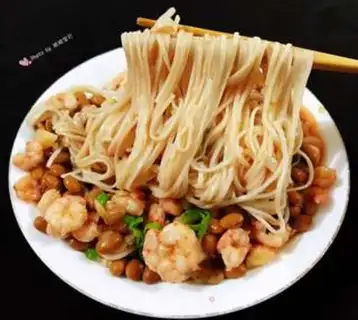Make Shrimp and soy noodles step 12