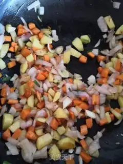 Make Curry beef potatoes step 1
