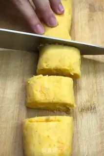 Make Roasted melon pie step 6
