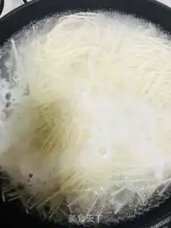 Make Oily noodles step 0