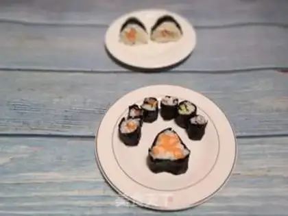 Make Sushi salmon step 3