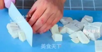 Make Coconut-coated chipple pumpkin step 1