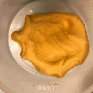 Make Pumpkin bun step 3
