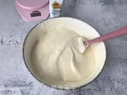 Make Yogurt soufflé muffins step 6