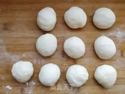 Make Quick-hand pig bread step 5