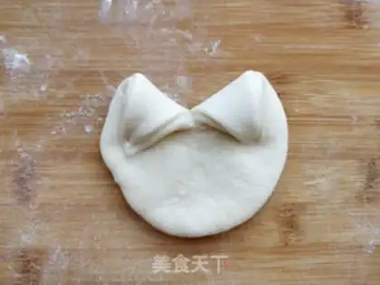 Make Quick-hand pig bread step 7
