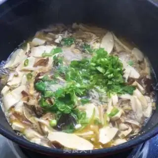 Make Soup with mushrooms and soybeans step 8