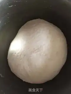 Make Chinese bean rolls step 0