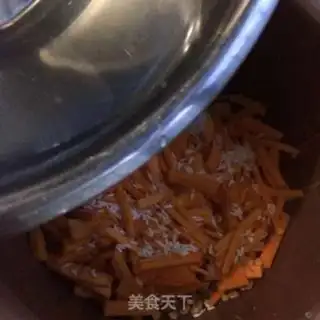 Make "Red-tree pumpkin porridge." step 4