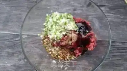 Make The radish beef waffles step 4