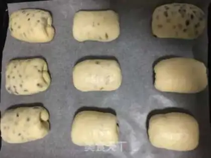 Make Chinese bean rolls step 10