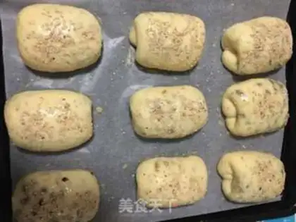Make Chinese bean rolls step 12