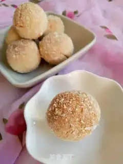 Make Coconut ball step 7