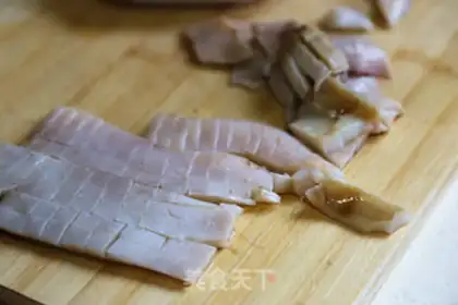 Make Spicy squid step 1