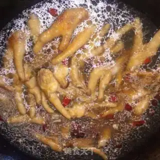 Make Red fowl claws step 5