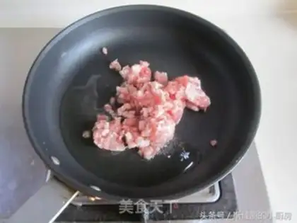 Make Spaghetti mushroom sauce step 2