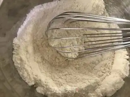 Make Almond cookies step 0