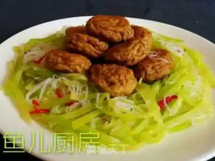 Make Two silky yellow fish step 20