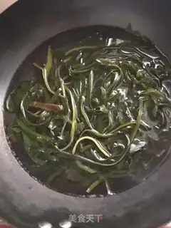 Make The peanut lace step 1