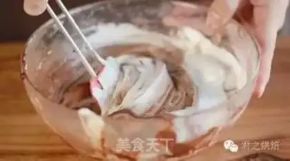Make Chocolate naked cake step 4