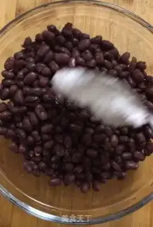 Make Family version of red bean bread step 0