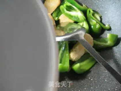 Make Plumb peppers and sour chickens step 5