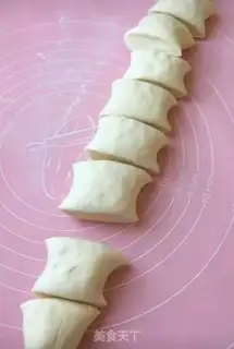 Make Egg fan carrot pie step 10