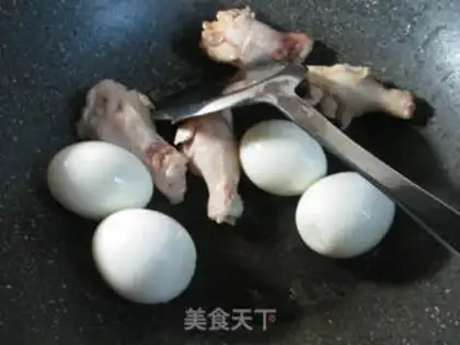 Make Eggs and chicken wings step 2
