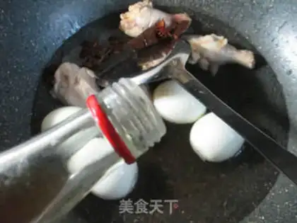 Make Eggs and chicken wings step 4