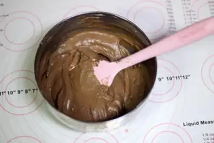 Make Chestnuts lollipop cake step 5