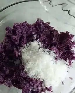 Make Potato rice sesame ball step 1