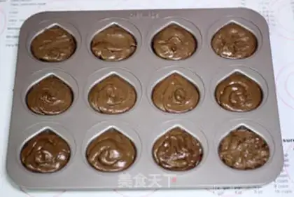 Make Chestnuts lollipop cake step 6