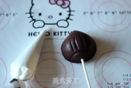 Make Chestnuts lollipop cake step 8