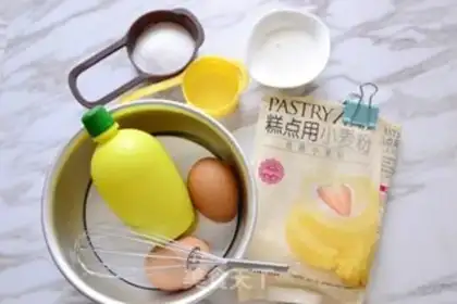 Make Double-colour potato twirl step 1