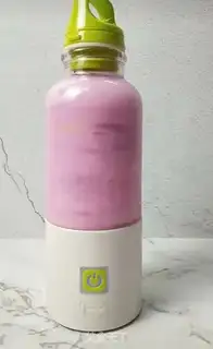 Make Banana dragon milkshake step 4