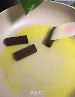 Make A chocolate oxen step 1