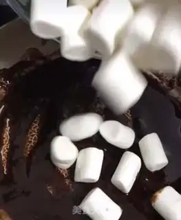 Make A chocolate oxen step 2